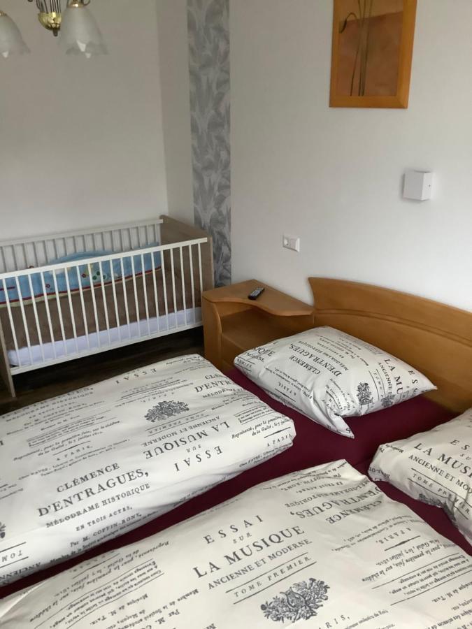 Schoene Ferienwohnung Eisenach Buitenkant foto